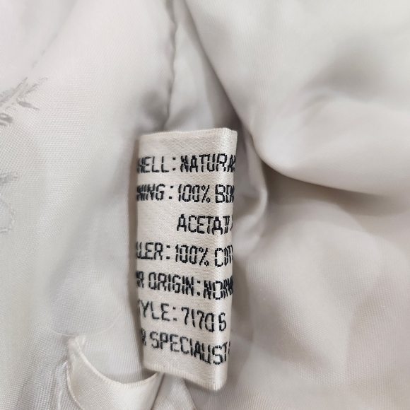 SAGA FOX BLUE FOX FUR BY WILSON,WOMEN'S LARGE - Picture 10 of 16